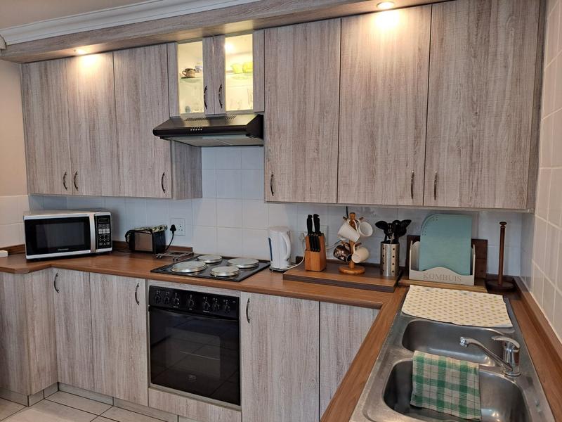 6 Bedroom Property for Sale in Kleinbaai Western Cape